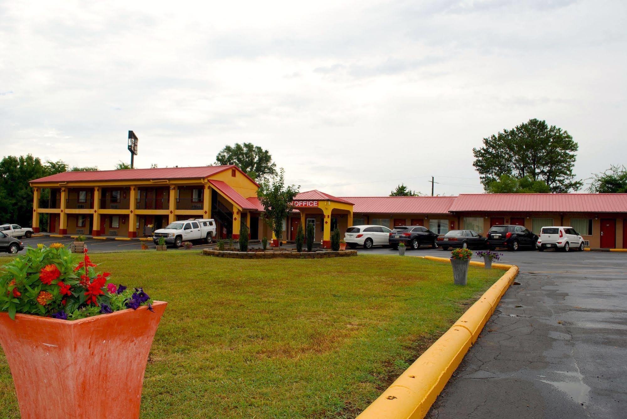Duffys Motel - Calhoun Exteriör bild